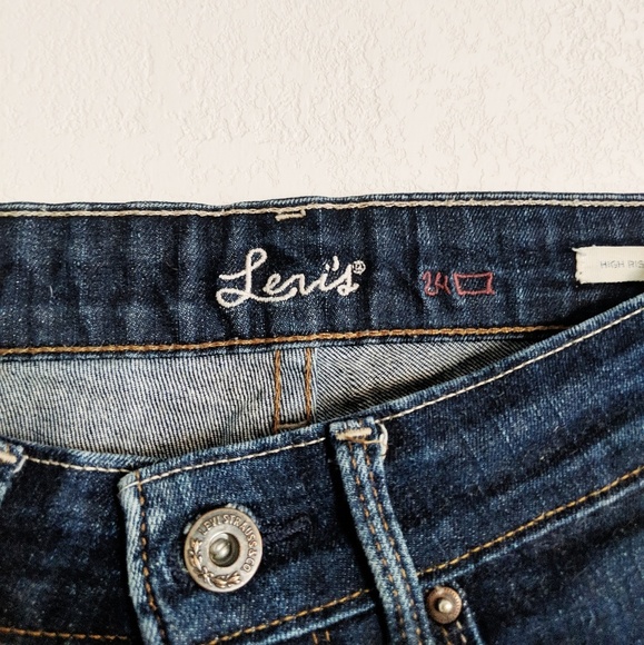 High Waist Levi Skinny Leg Dark Denim Jeans - Picture 6 of 8